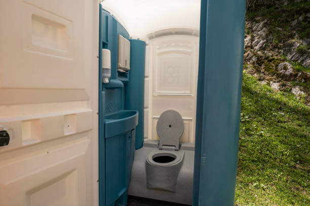 Best Portable restroom trailer rental  in Hebron, KY